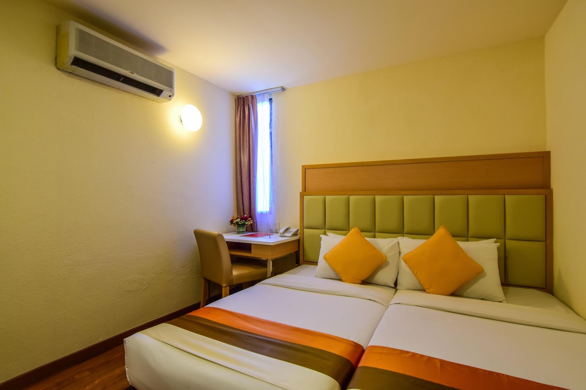 Hotel Sentral Seaview @ ​Beachfront Tanjung Bungah  Exterior foto