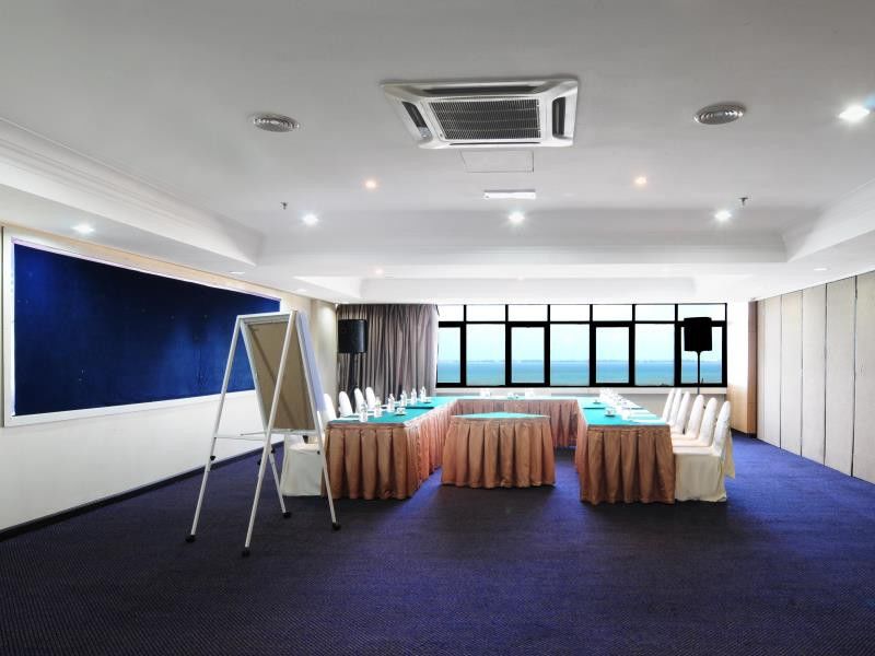 Hotel Sentral Seaview @ ​Beachfront Tanjung Bungah  Exterior foto